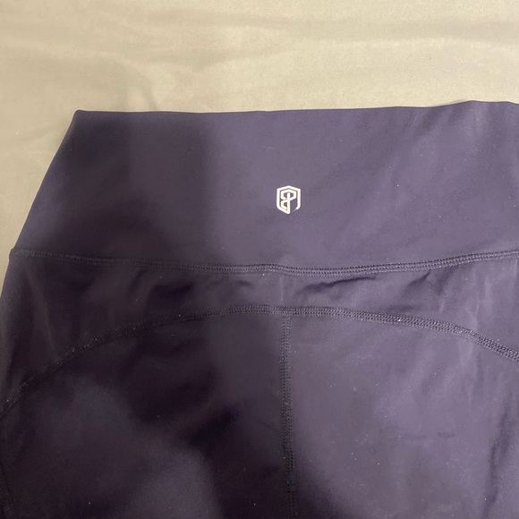 Spandex - Picture 2 of 2